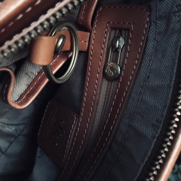 Pristine vintage Monsac Original leather crossbody - Picture 5 of 9